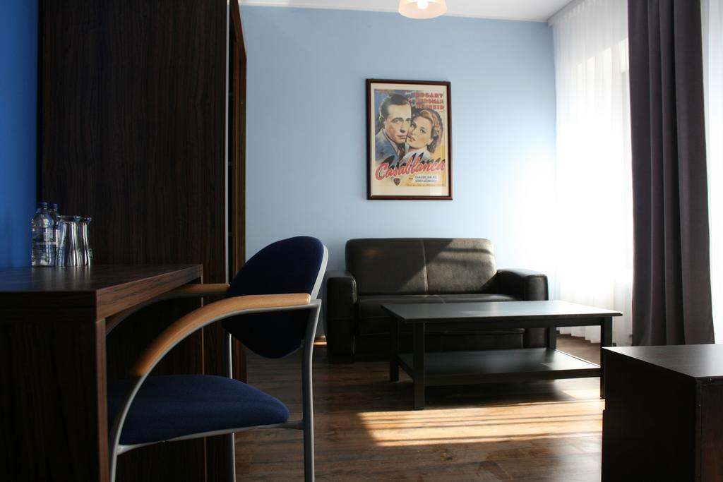 Hotel Opera Tarnowskie Góry Zimmer foto
